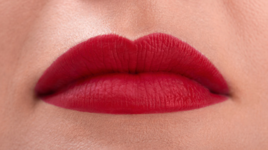 The Kiss Lips Liquid Lipstick 06 Classic Red